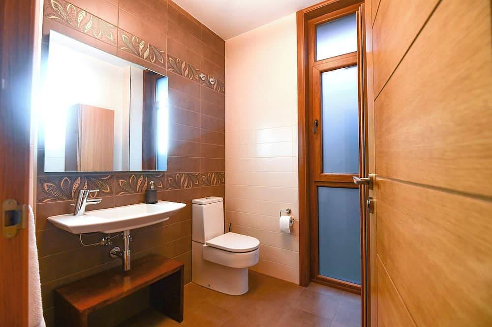 New spectacular chalet in Sanxenxo accommodates 16 people in Sanxenxo, Rías Baixas