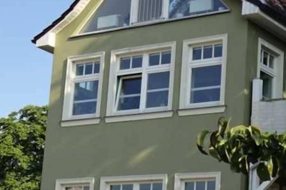 Ganze Wohnung, Ferienwohnung im Stadtpark in Tollensesee, Neubrandenburg