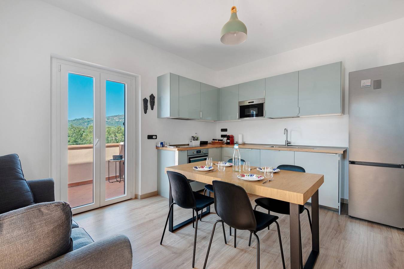 Ganze Wohnung, Ferienwohnung 'Casa Vacanza Condominio La Magnolia' mit Bergblick, Balkon & Klimaanlage in Campo nell'Elba, Toskanischer Archipel