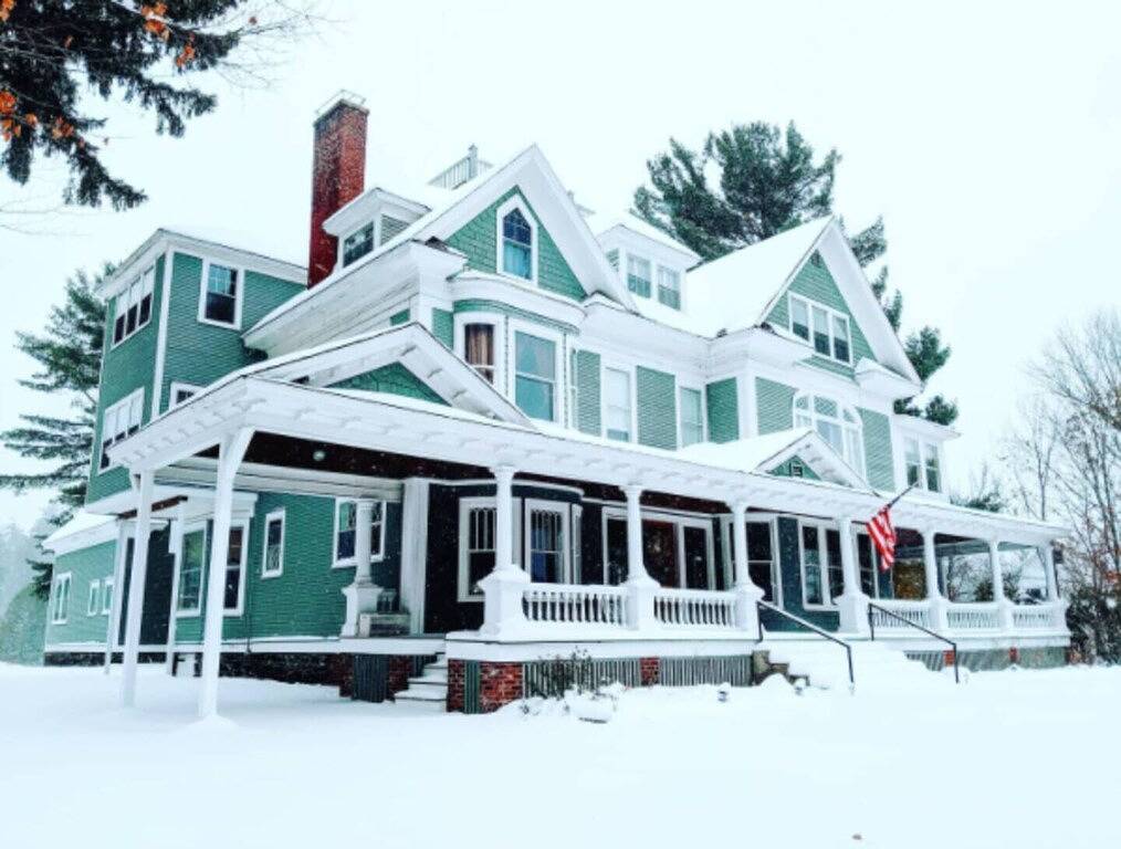 Franklin Manor - Queen Suite Optional Adjoining in Saranac Lake, Adirondack Mountains