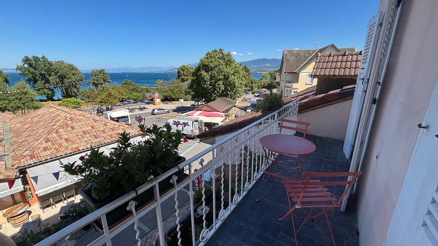 Zimmer „Rotkehlchen“ mit Seeblick, privatem Balkon und Wlan in Excenevex, Thonon-les-Bains und Umgebung