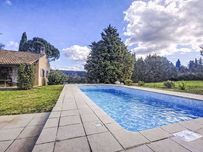 Location de vacances pour 8 personnes, avec jardin à Le Val - 4