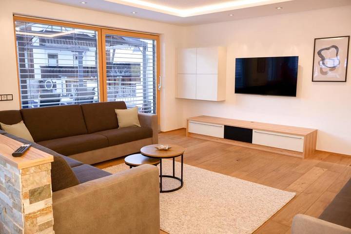 Gîte pour 10 personnes, avec vue et balcon à Serfaus - 2