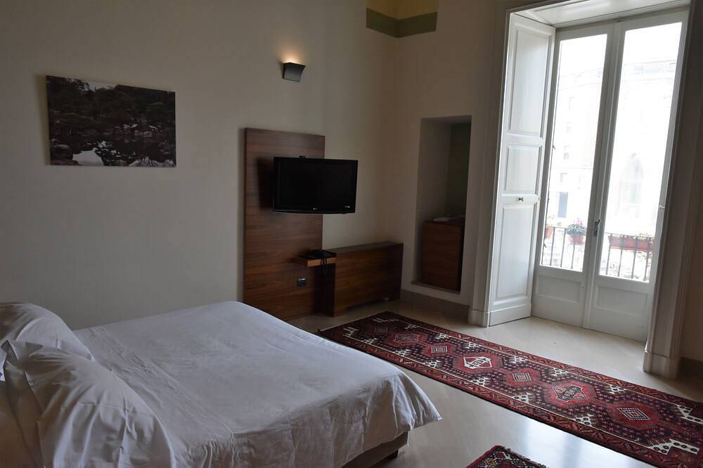 Alvino B&B con Vista su Anfiteatro Romano e Piazza Sant'oronzo in Lecce, Lecce (província)