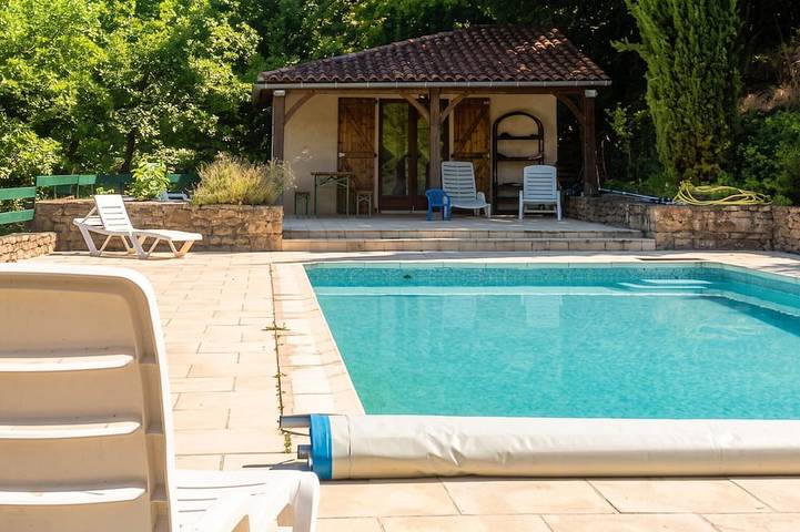 Villa pour 12 personnes, avec terrasse et jardin, animaux acceptés