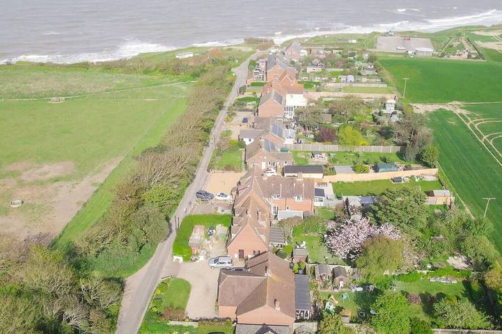 Holiday rental for 9 people, with Terrace and Garden in Happisburgh