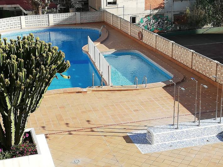 Ferienwohnung für 4 Personen, mit Terrasse und Garten sowie Meerblick, kinderfreundlich in Gandia - 3