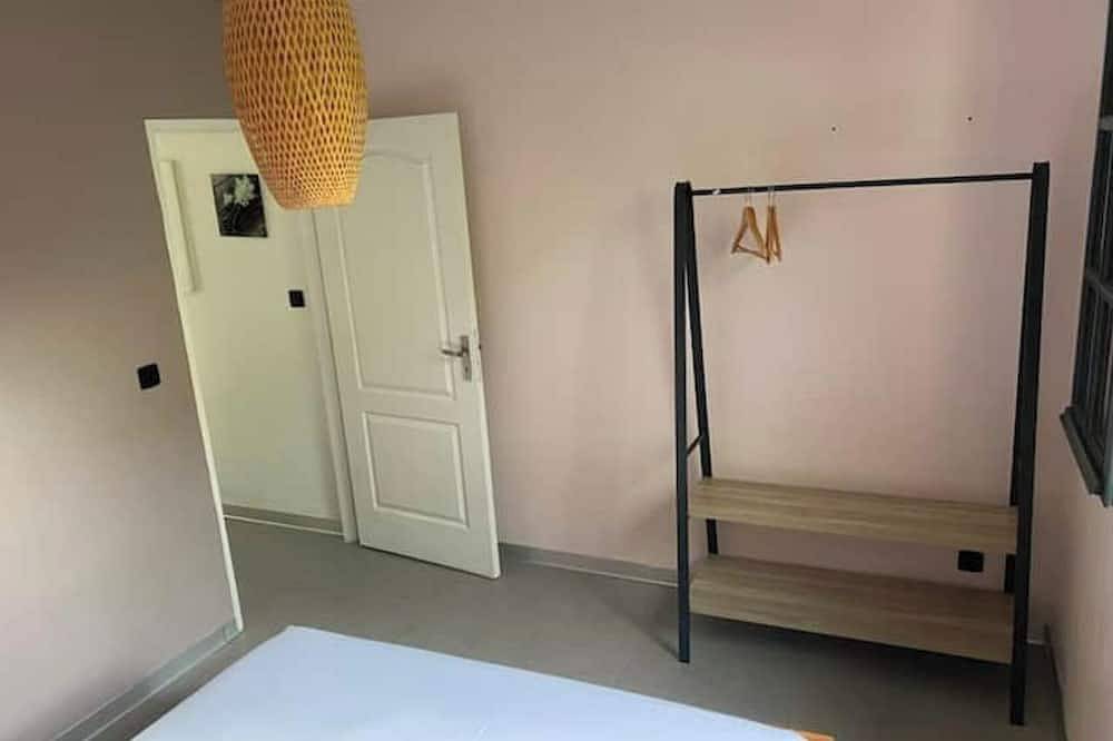 Villa with swimming pool in the center of st louis river in Saint-Louis, La Réunion