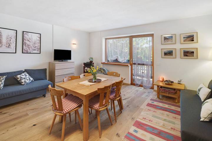 Ganze Wohnung, Apartment 'Bilocale Nuovo Alpe Lusia - Fiemme' mit Bergblick, Garten und WLAN in Bellamonte, Predazzo (gemeinde)