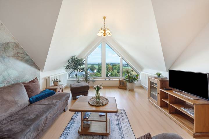 Ganze Wohnung, Apartment „Panorama Lodge Lercha“ mit Pool, Garten und WLAN in Meißen, Meißen Region