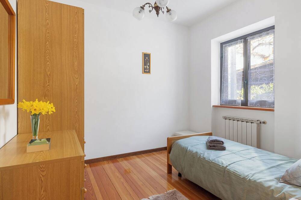 Freistehendes Haus mit Garten und Parkplatz in Trarego, Trarego Viggiona