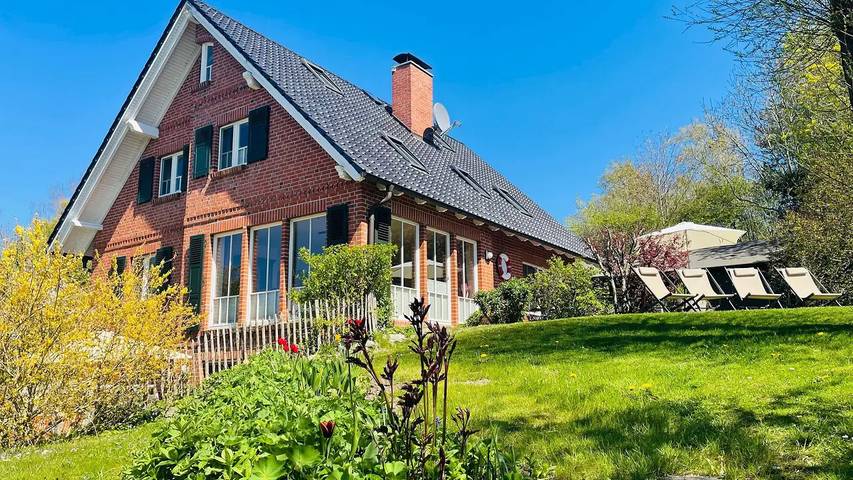 Ferienhaus für 13 Personen, mit Garten in Polchow