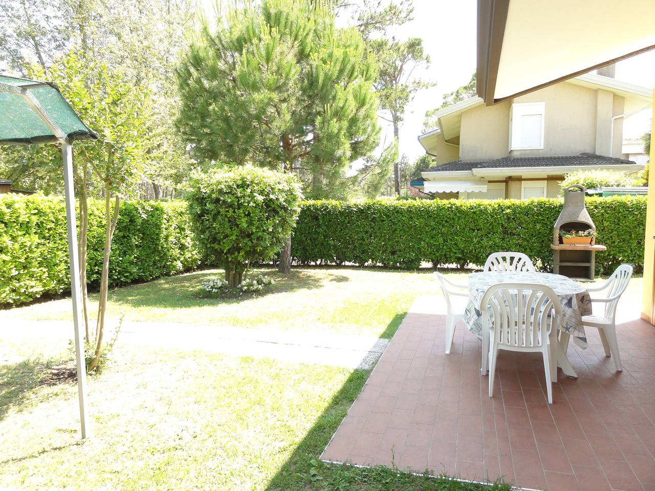 Villa mit eingezäuntem Garten in Bibione Pineda in Bibione, Venedig Provinz