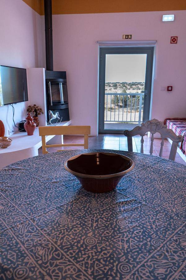 Location de vacances pour 4 personnes, avec vue et vue sur le lac ainsi que piscine et jardin dans Almodôvar - 4