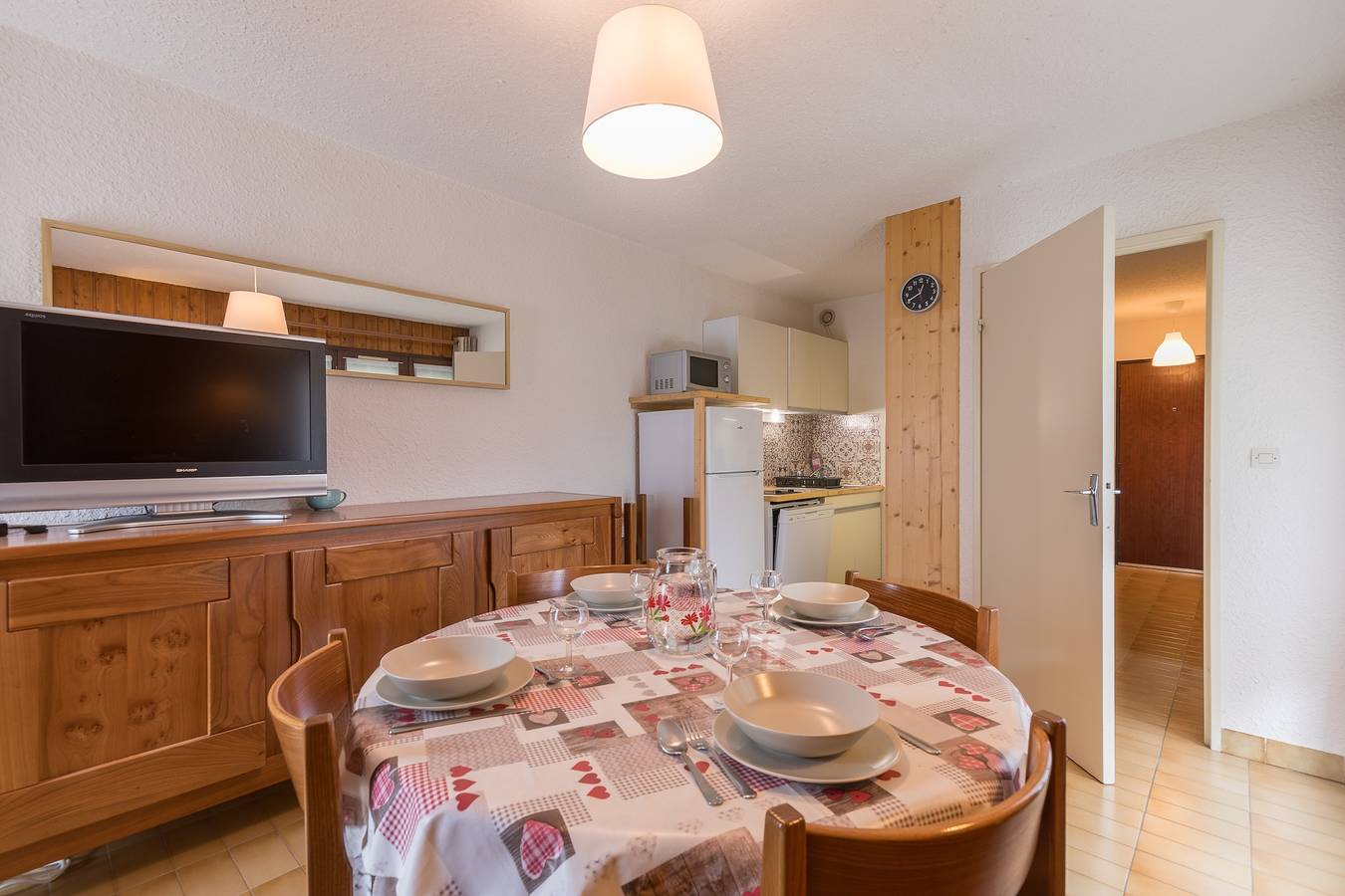 Appartement entier, San Lagiron 26 - Station à pied in Saint-Léger-les-Mélèzes, Parc national des Écrins