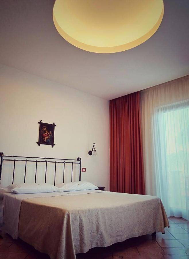 Double Room in Zafferana Etnea, Etna