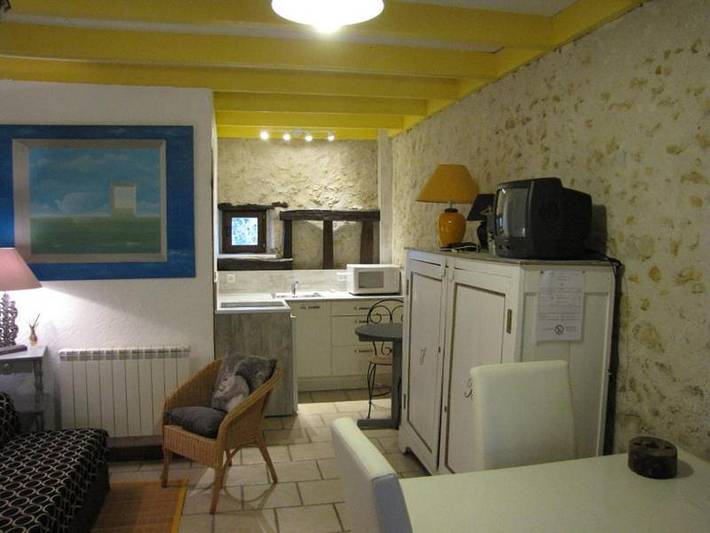 Maison d’hôte pour 3 personnes, avec terrasse et jardin dans Parc naturel régional de la Brenne - 2