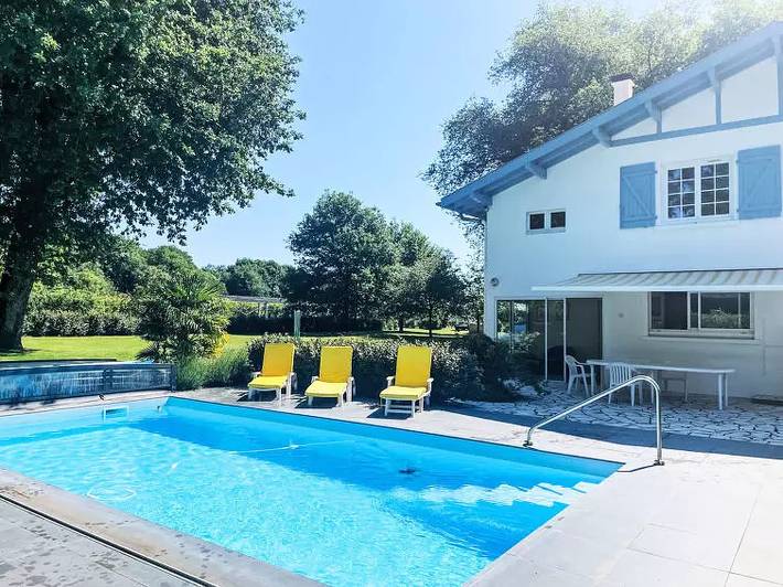 Chalet para 6 personas, con piscina y jardín - 1