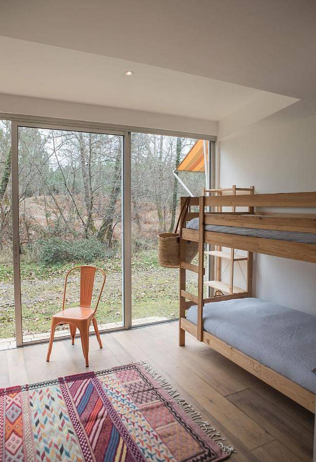 Gîte pour 6 personnes, avec Terrasse et Jardin ainsi que Piscine et Vue à Saint-Michel-Escalus - 4