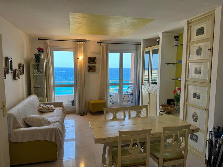 Gîte pour 4 personnes, avec vue et terrasse dans Plage Carras Nice - 2