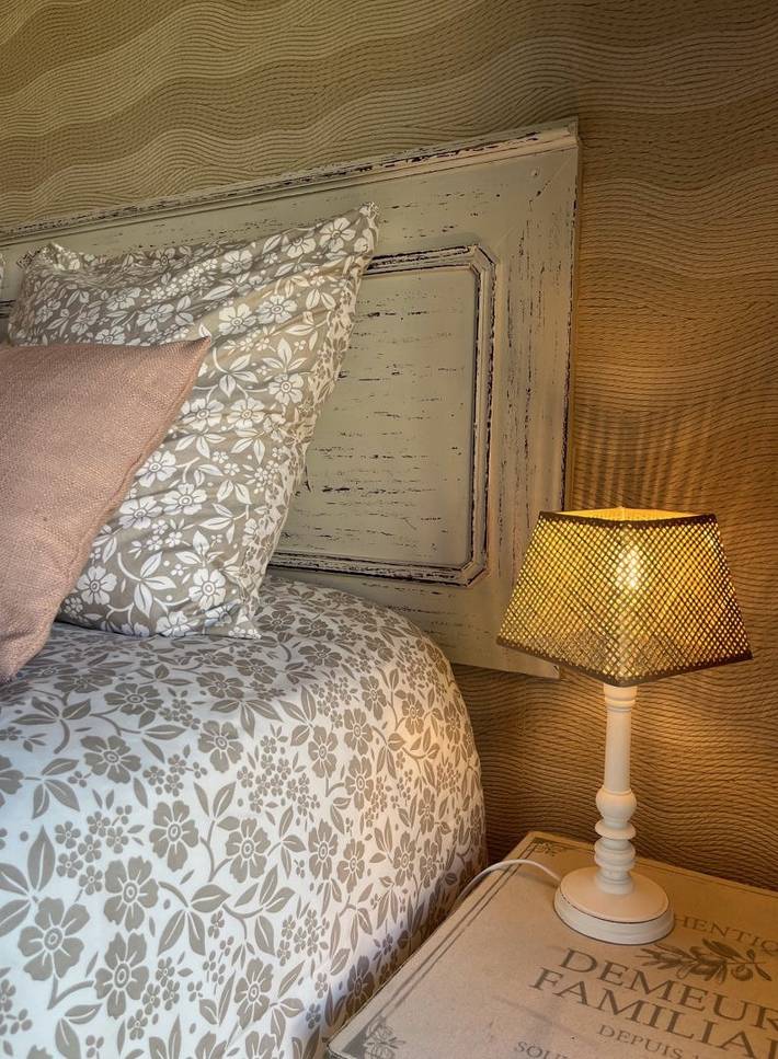 Gîte pour 4 personnes, avec piscine ainsi que terrasse et jardin à La Flocellière - 2