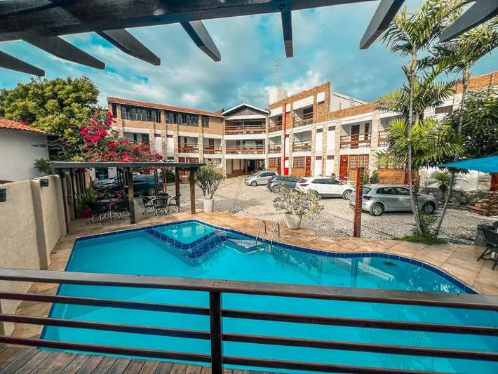 Pousadas para 2 pessoas, com jardim e piscina infantil e ainda vista and piscina em Aracati