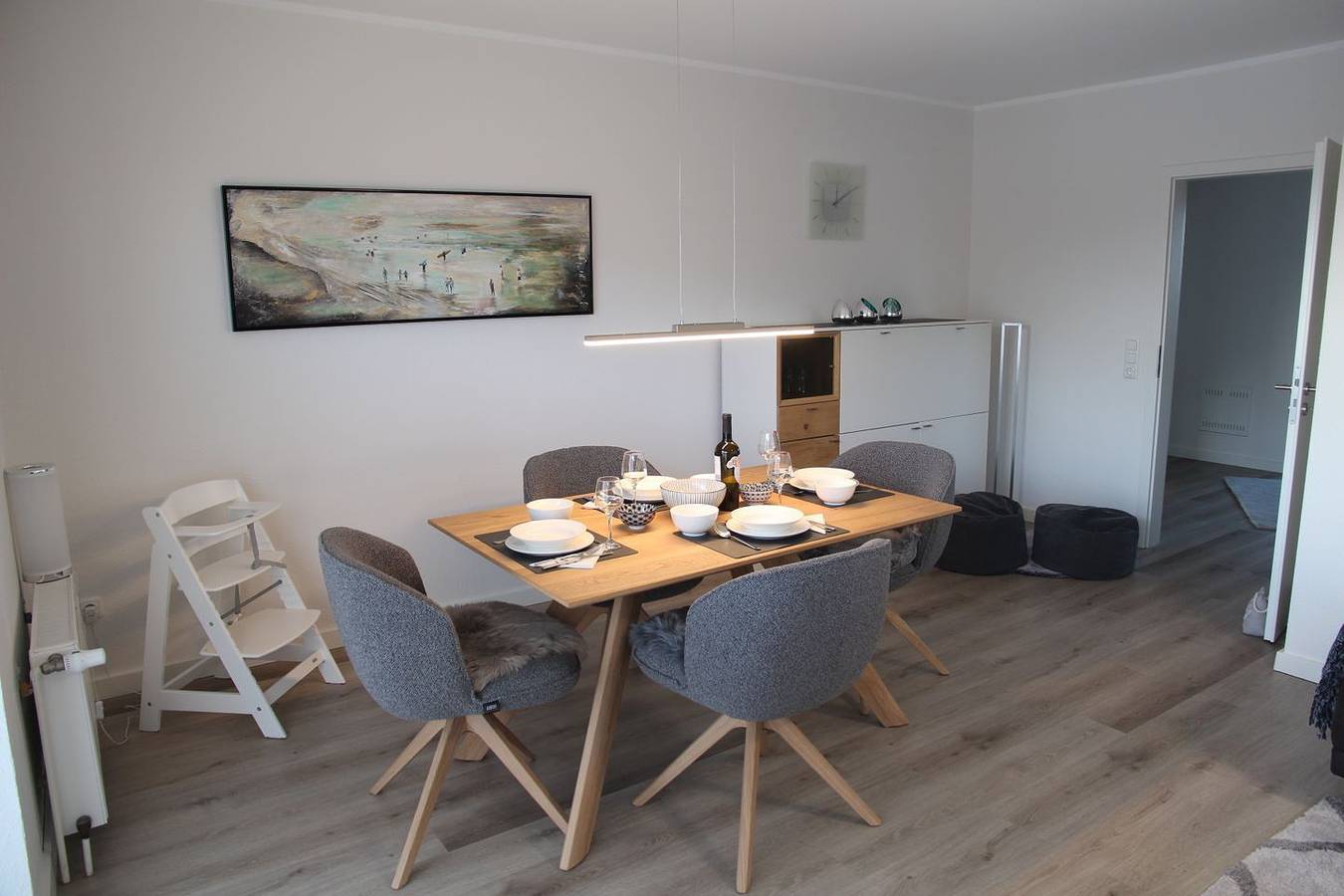 Apartamento entero, Hochwertig renovierte Ferienwohnung mit Fahrstuhl in Norddeich in Strand Norddeich, Norddeich