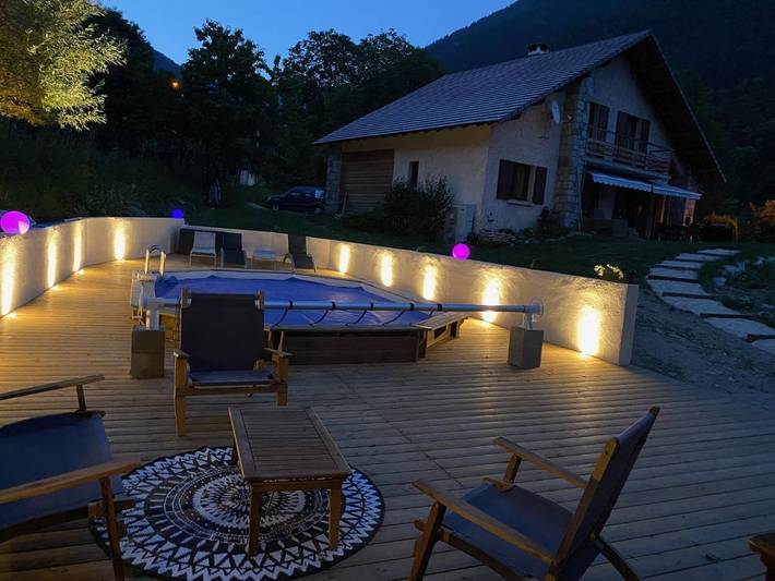 Gîte pour 3 personnes, avec terrasse ainsi que piscine et jardin à Saint-Martin-Vésubie - 4