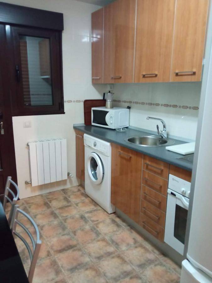 Casa rural para 6 personas, con Terraza y Jardín en Tolbaños