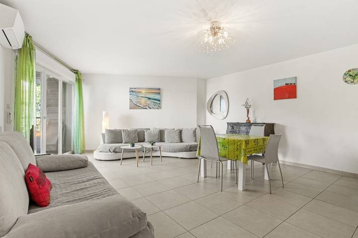 Appartement entier, Appartement 'Le Deux Pices Des Rivages' avec vue sur la mer, Wi-Fi et climatisation in Boulouris, Saint-Raphaël