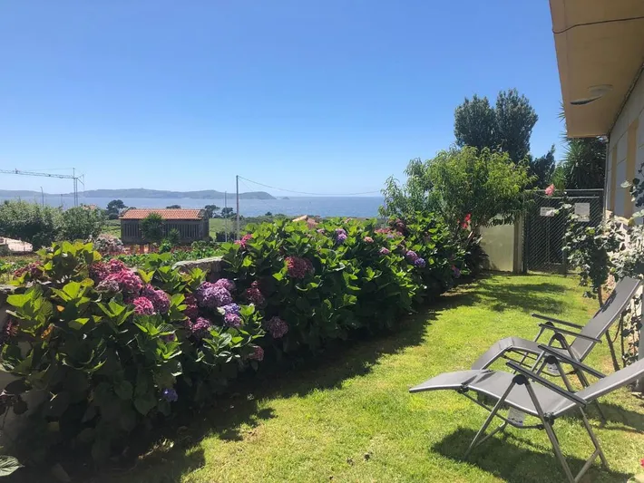 Ferienwohnung für 5 Personen, mit Terrasse und Garten sowie Pool, mit Haustier - 1