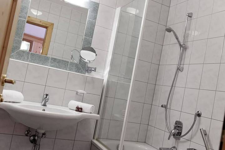 Ferienhaus für 3 Personen, mit Garten und Balkon sowie Sauna im Pitztal - 2