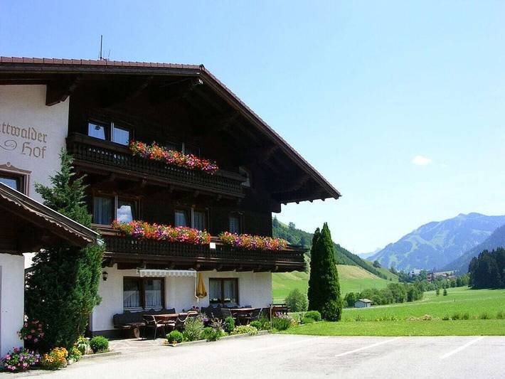 Ferienhaus für 4 Personen, mit Balkon in Schattwald - 2