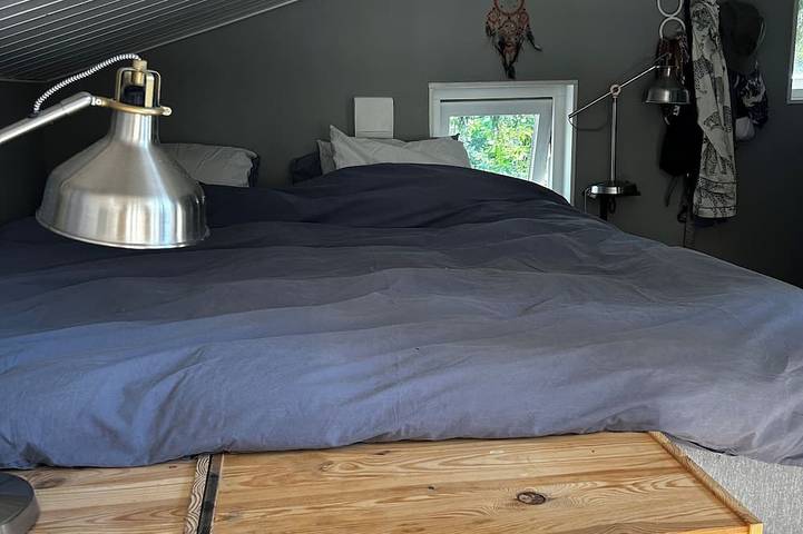 Cozy house with sea views, a spacious deck, and a beautiful garden in Nacka, Stockholmer Schärengarten