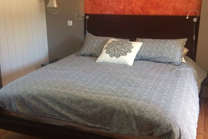 Location de vacances pour 3 personnes, avec terrasse et jardin à La Roche-Derrien - 2