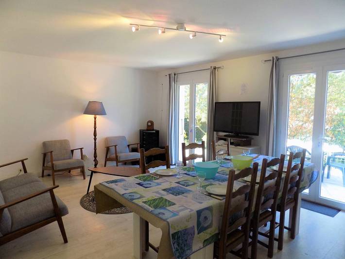 Location de vacances pour 8 personnes, avec terrasse et jardin à Les Mathes - 3