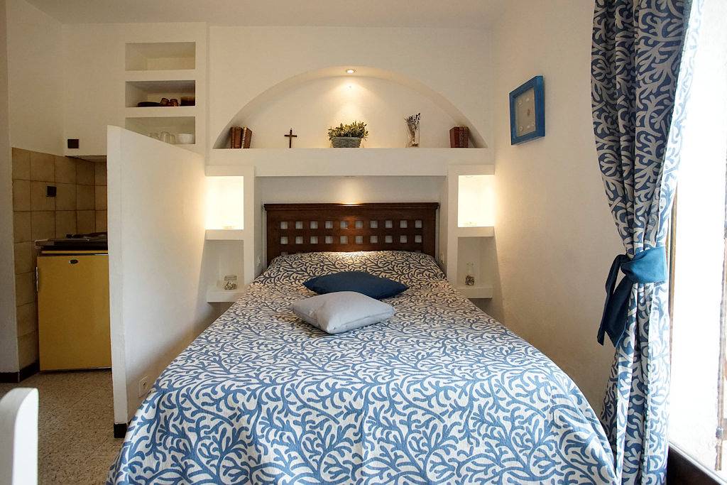 Appartement entier, Studio jardin 2+1 1er étage - Résidence les Mandariniers in La Bergerie, Hyeres