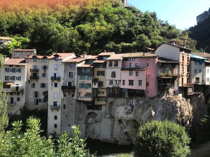 Gîte pour 3 personnes, avec terrasse à Saint-Hilaire-du-Rosier - 2