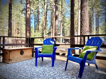 Log Cabin for 10 Guests in South Lake Tahoe, El Dorado County, Picture 3
