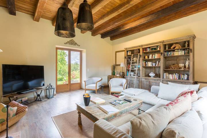 Location de vacances pour 4 personnes, avec terrasse et jardin à Paunat - 3