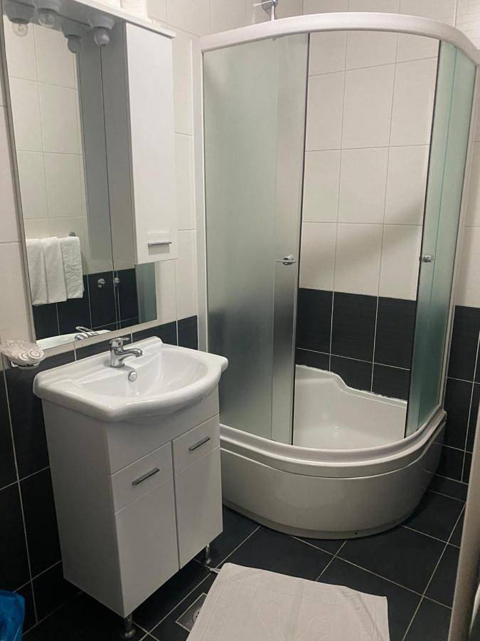 Hôtel pour 2 personnes, avec jardin ainsi que vue et balcon dans Međugorje - 3