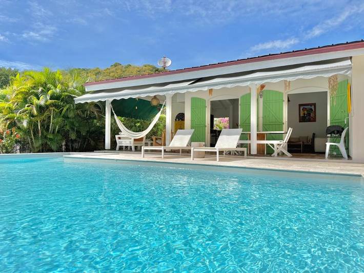 Maison de vacances pour 4 personnes, avec terrasse et piscine