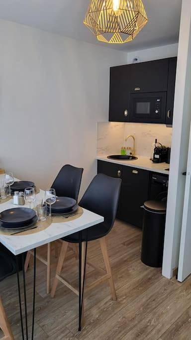 Appartement entier, One-Bedroom Apartment in Talence, Région de Bordeaux
