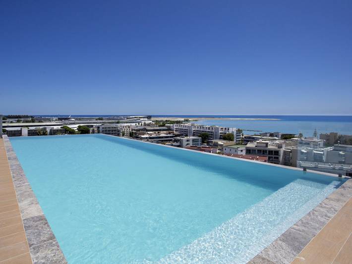 Appartement entier, Seaside View in Saint-Laurent-du-Var, Côte méditerranéenne (France)