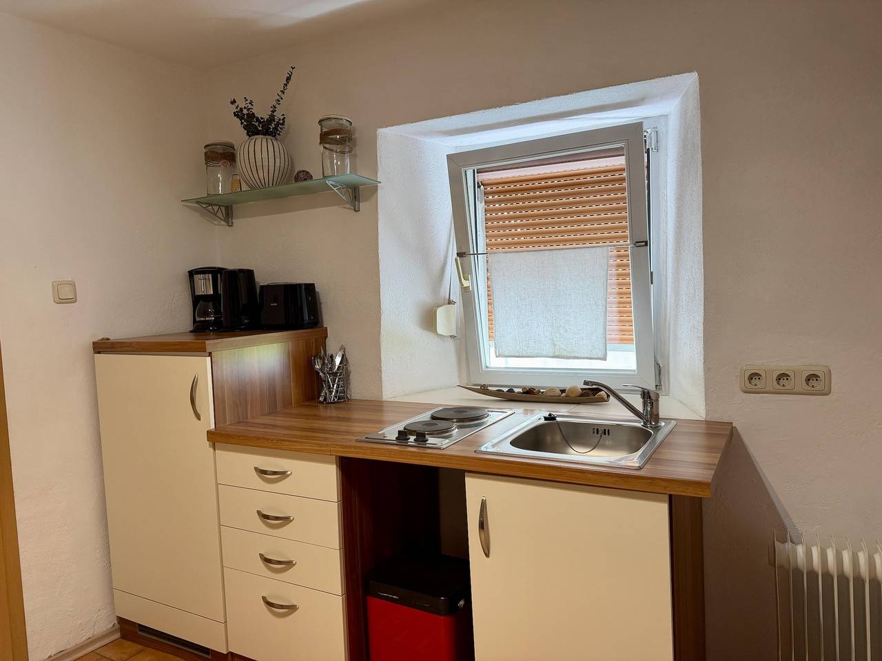 Ganze Ferienwohnung, Ferienwohnung Rosengärtchen in Neumagen-Dhron, Bernkastel-Kues & Umgebung
