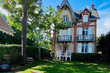 Villa pour 11 personnes, avec terrasse et jardin à Villers-sur-Mer