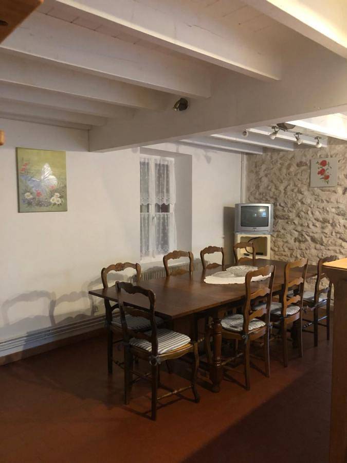 Location de vacances pour 8 personnes, avec jardin dans Allouis - 4