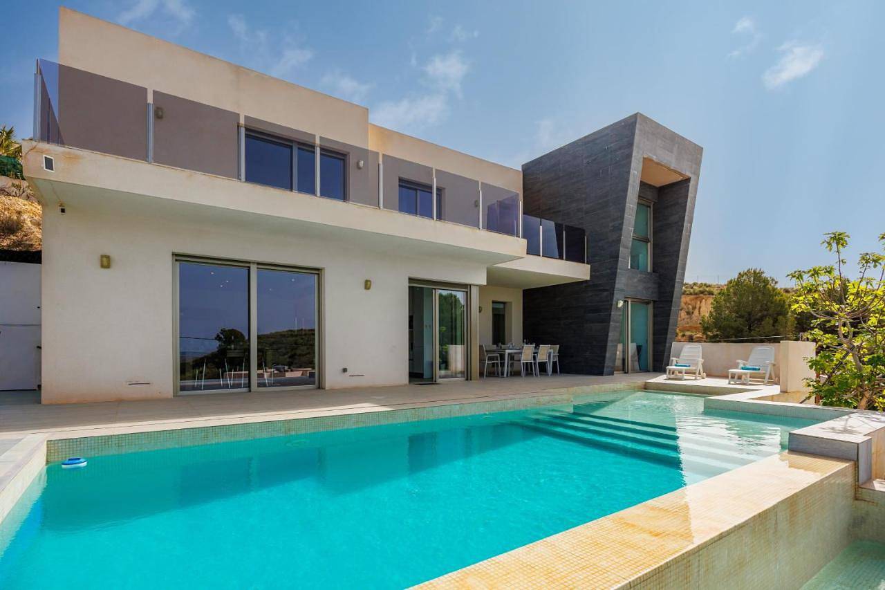 Villa Sophia in Busot, Costa Blanca
