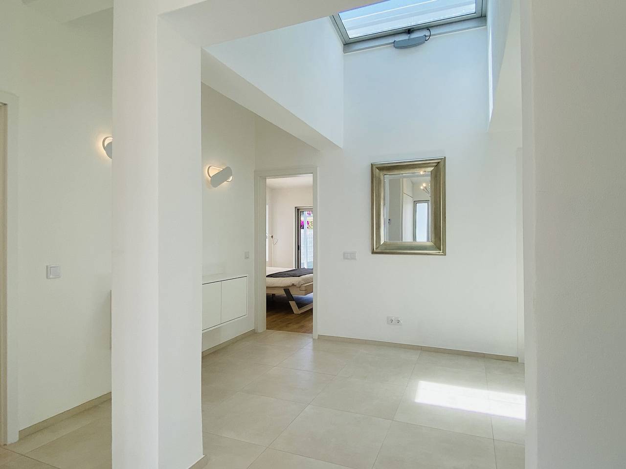 Modern Villa in Quarteira with Private Pool, Garden, and Close to the Sea - Sleeps 8 in Quarteira, Faro District