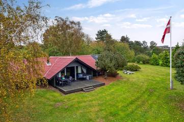 Ferienhaus mit Meerblick für 6 Personen, mit Terrasse und Garten auf Langeland